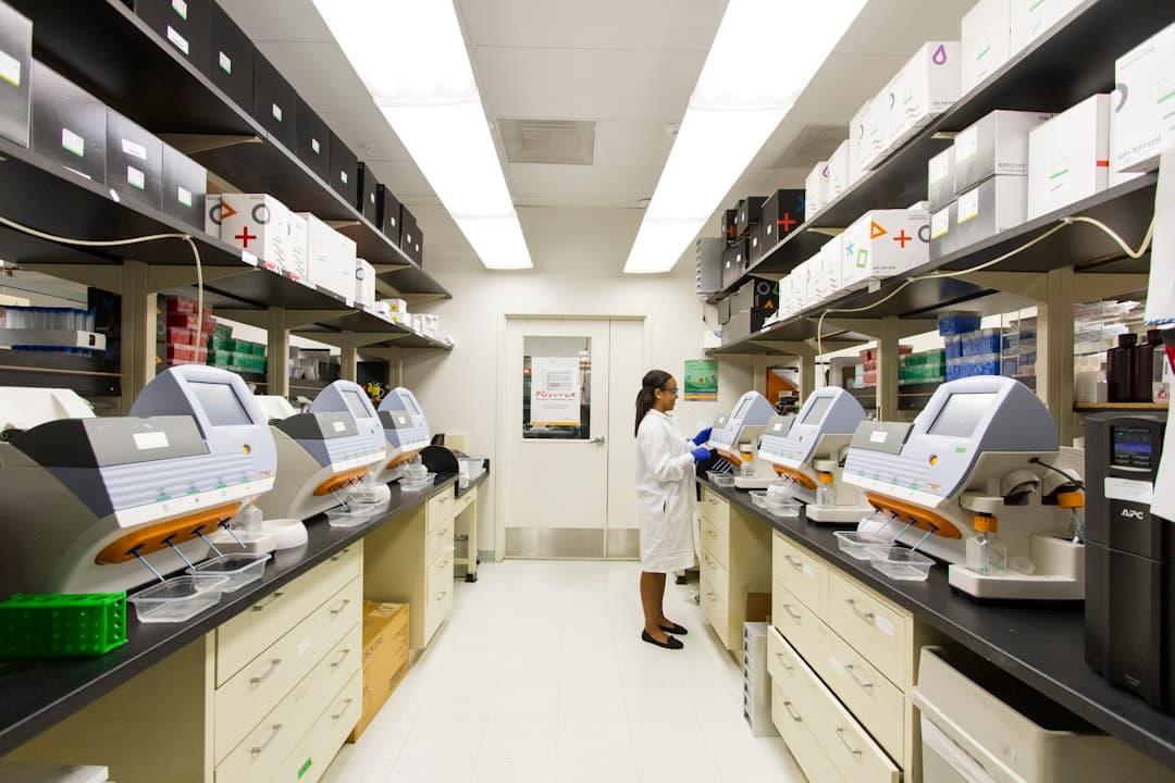 Custom Compounds & Clinical Nutrition: Victory Pharmacy